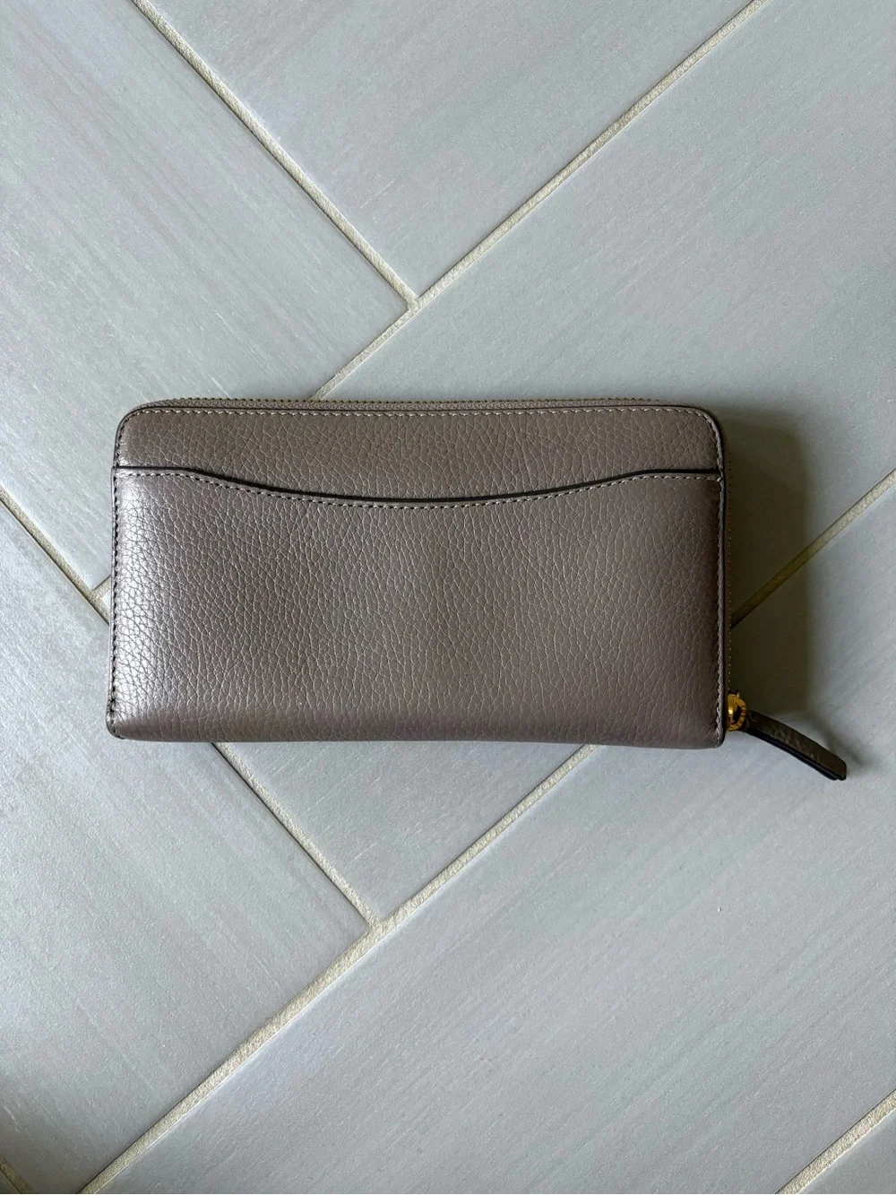 Tory Burch Britten Zip Continental Wallet | Portobello with Gold Logo